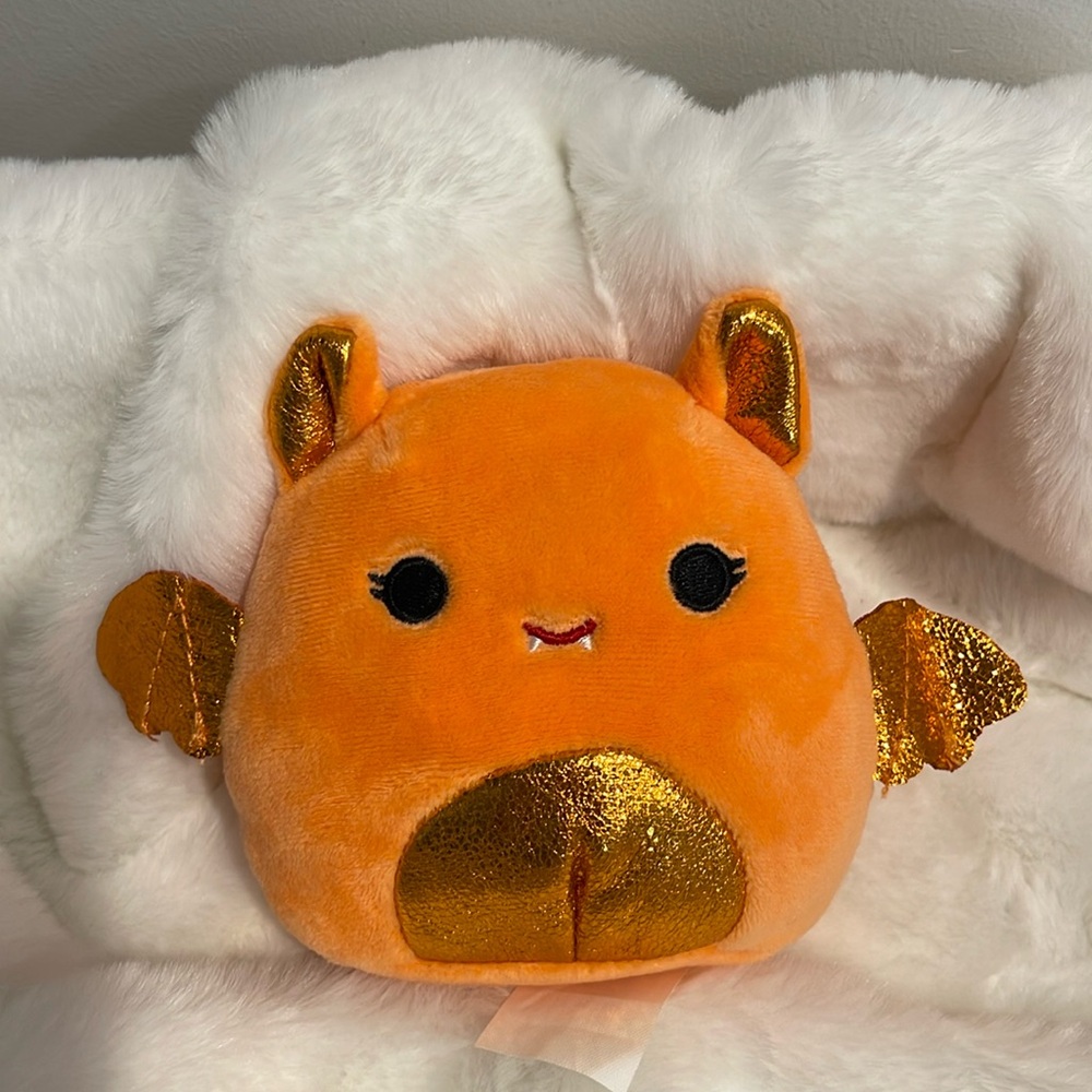 Squishmallows Tangie 4”